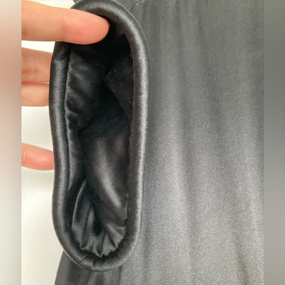 CHANEL BLACK
WHITE RIBBON LOGO TWEED
SILK MINI DRESS 42 - Picture 8 of 12